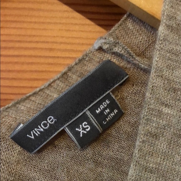 New Vince wool v-neck center seam pullover sweater - Picture 5 of 11